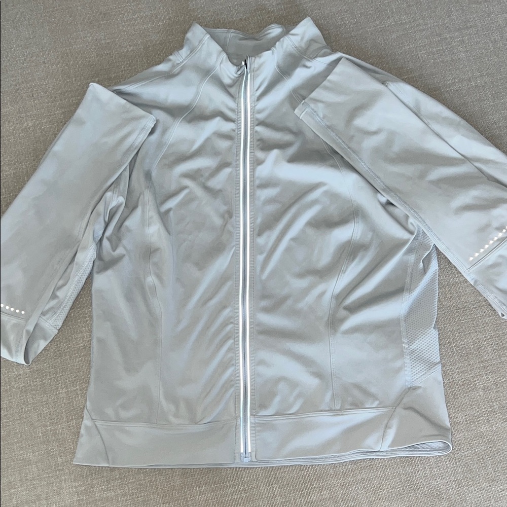 Lululemon Light Gray Full-Zip Athletic Jacket